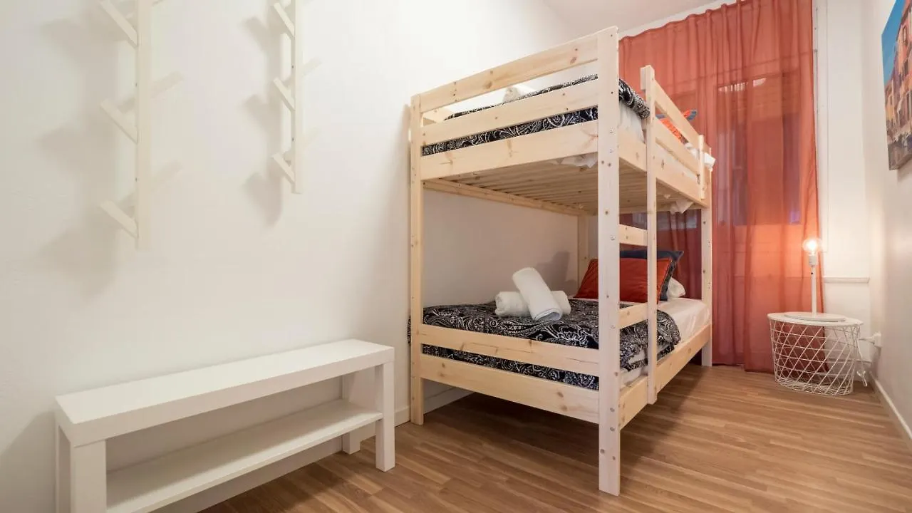 Bed&Bcn Gran Via Apartment Barcelona